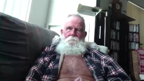 beardbushy online show from 8, 9, 2025