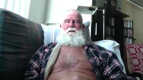 beardbushy online show from 17, 5, 2026
