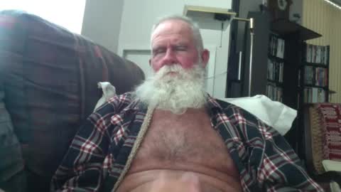 Snapshot of beardbushy chatting on 10, 7, 2026 beardbushy online show from 10, 7, 2026