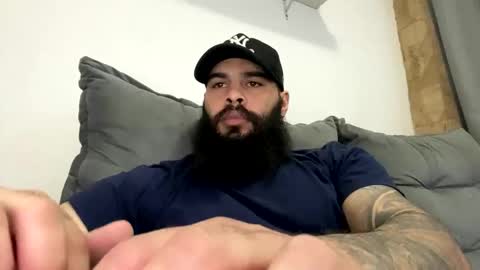 Snapshot of beardmax chatting on 23, 4, 2026 Min online show from 23, 4, 2026