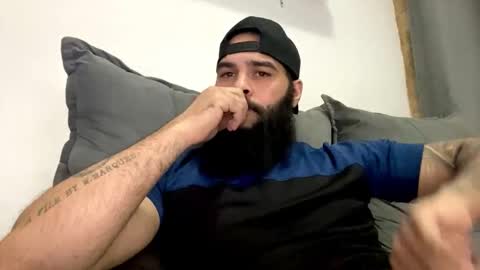 Snapshot of beardmax chatting on 4, 6, 2026 Min online show from 4, 6, 2026