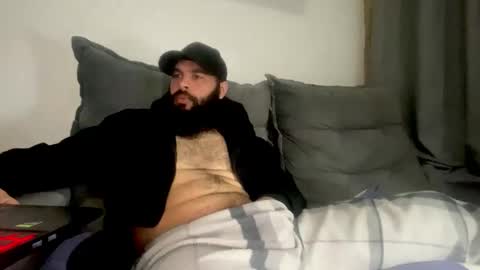 Snapshot of beardmax chatting on 6, 6, 2026 Min online show from 6, 6, 2026