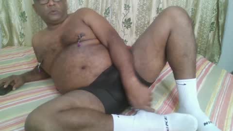 Snapshot of beargryzzly chatting on 19, 12, 2024 Grizzly online show from 19, 12, 2024