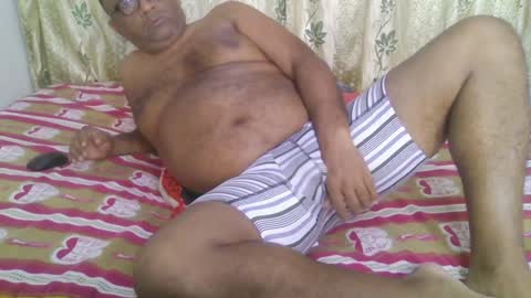 Snapshot of beargryzzly chatting on 9, 1, 2025 Grizzly online show from 9, 1, 2025