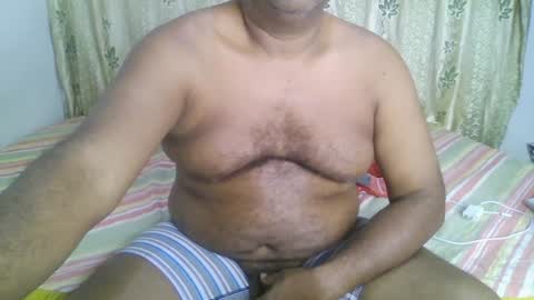 Snapshot of beargryzzly chatting on 24, 1, 2025 Grizzly online show from 24, 1, 2025