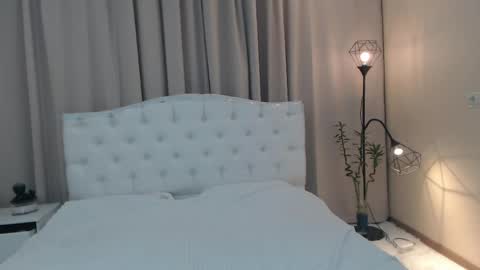 Snapshot of beataangel chatting on 19, 4, 2026 beataangel online show from 19, 4, 2026