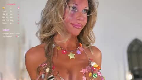 Snapshot of beatrix_rich chatting on 13, 6, 2026 beatrix_rich online show from 13, 6, 2026