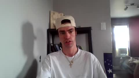 Snapshot of beaulieu2027 chatting on 2, 7, 2026 beaulieu2027 online show from 2, 7, 2026