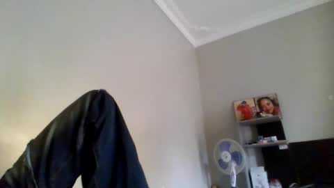 Snapshot of beautie699392 chatting on 24, 6, 2026 Lil stunner online show from 24, 6, 2026