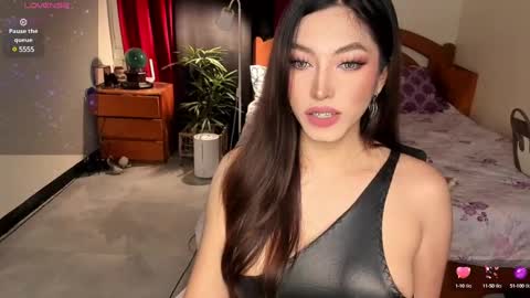 Snapshot of beautifullust chatting on 27, 12, 2024 Queen Angela online show from 27, 12, 2024