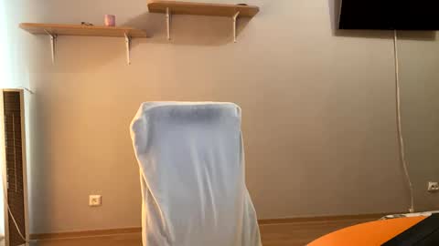 Snapshot of beautifulnik chatting on 9, 10, 2025 Nik online show from 9, 10, 2025