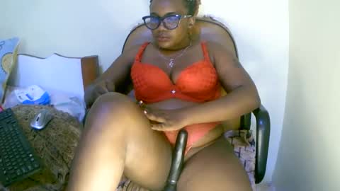 beautifulpeach2 online show from 22, 2, 2025