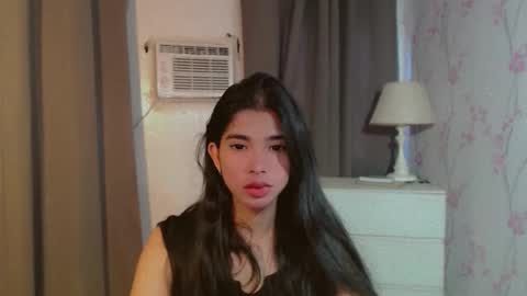 TRIXIE online show from 23, 3, 2026