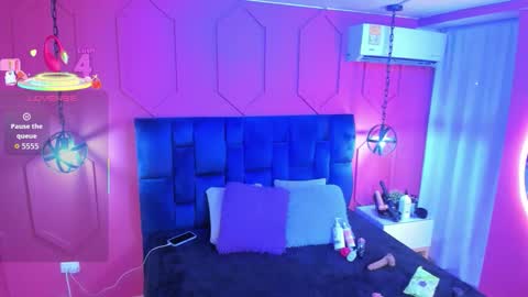 Chantall online show from 14, 12, 2025