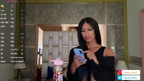 Snapshot of beauty_nina chatting on 19, 6, 2026 beauty_nina online show from 19, 6, 2026