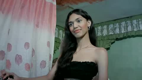 Snapshot of beautyhotasia123 chatting on 1, 1, 2025 beautyhotasia123 online show from 1, 1, 2025