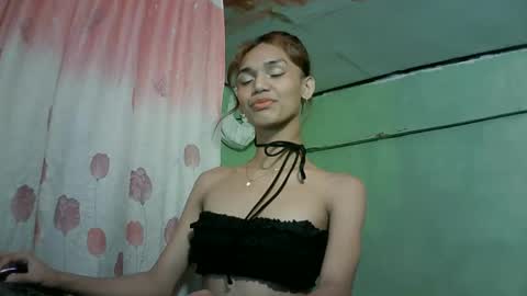 Snapshot of beautyhotasia123 chatting on 11, 3, 2025 beautyhotasia123 online show from 11, 3, 2025