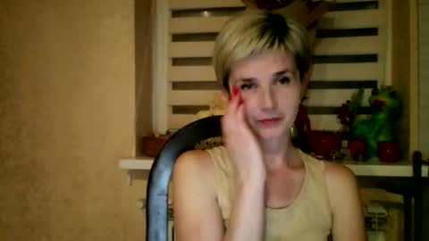 Snapshot of beautyksenia chatting on 20, 4, 2026 BeautyKsenia online show from 20, 4, 2026