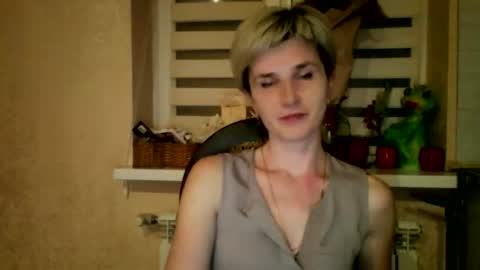 Snapshot of beautyksenia chatting on 27, 4, 2026 BeautyKsenia online show from 27, 4, 2026