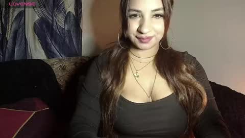 Snapshot of beautymoon26 chatting on 2, 6, 2026 beautymoon26 online show from 2, 6, 2026