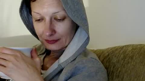 Raluca online show from 2, 4, 2026