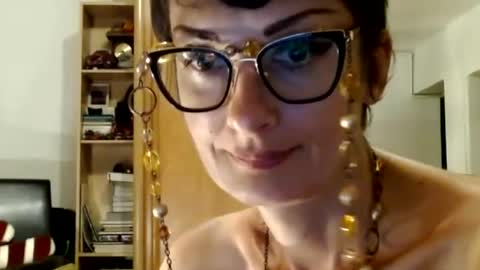 Snapshot of bebacksooon chatting on 29, 6, 2026 Raluca online show from 29, 6, 2026