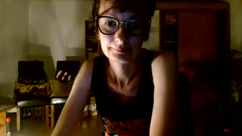 Snapshot of bebacksooon chatting on 14, 7, 2026 Raluca online show from 14, 7, 2026