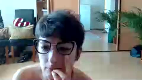 Snapshot of bebacksooon chatting on 30, 7, 2026 Raluca online show from 30, 7, 2026