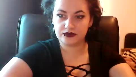 Becca-Van-Boa online show from 4, 2, 2025