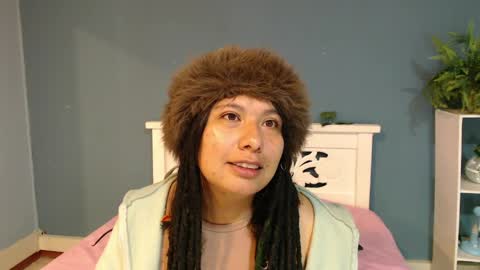 Becky online show from 7, 4, 2026