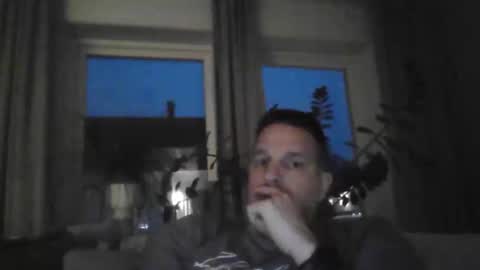 beejee88 online show from 27, 2, 2026