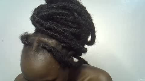 beeswee online show from 21, 12, 2024