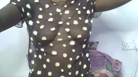 beeswee online show from 25, 12, 2024