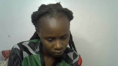 beeswee online show from 5, 1, 2025