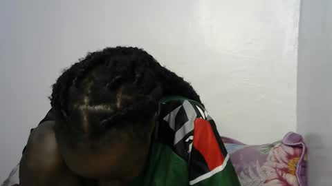 beeswee online show from 15, 1, 2025