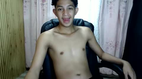 Snapshot of bejjs_08 chatting on 29, 3, 2026 brandonjames online show from 29, 3, 2026