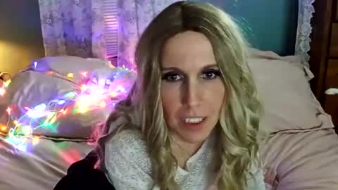 Snapshot of bekindbebrave chatting on 28, 2, 2025 bekindbebrave online show from 28, 2, 2025