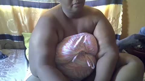 Snapshot of bekky_darling chatting on 5, 3, 2025 bekky_darling online show from 5, 3, 2025