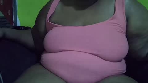 Snapshot of bekky_darling chatting on 5, 3, 2025 bekky_darling online show from 5, 3, 2025