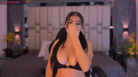 Snapshot of bela_cox chatting on 26, 9, 2025 Bela  online show from 26, 9, 2025