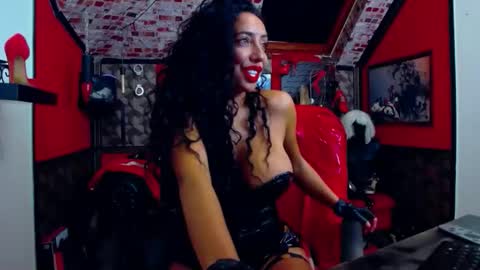 BelatrixDomme online show from 1, 4, 2026