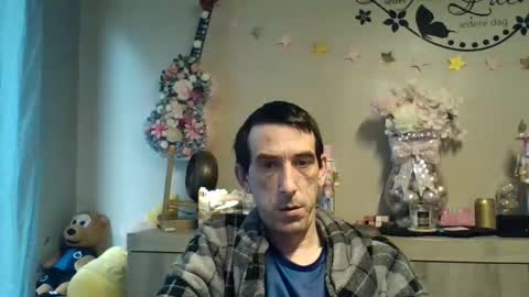 Snapshot of belgianboy33 chatting on 23, 11, 2025 Dreamcock online show from 23, 11, 2025