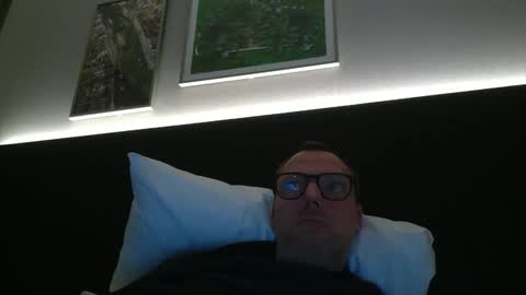 Snapshot of belgianordenary chatting on 4, 2, 2025 belgianordenary online show from 4, 2, 2025