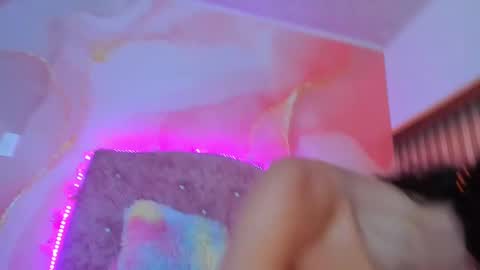 Melanie  online show from 2, 3, 2025