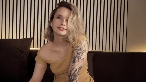 Snapshot of bella_alita chatting on 30, 12, 2024 lita online show from 30, 12, 2024