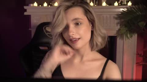 Snapshot of bella_alita chatting on 19, 1, 2025 lita online show from 19, 1, 2025