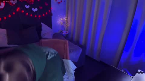 Snapshot of bella_cosmos chatting on 13, 2, 2025 Bella online show from 13, 2, 2025