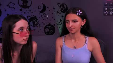 Snapshot of bella_dorn chatting on 9, 7, 2026 Bella online show from 9, 7, 2026