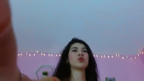 bella_gentle online show from 8, 10, 2025
