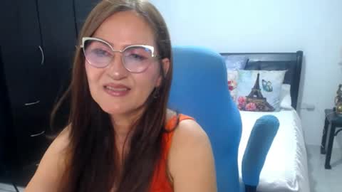 Snapshot of bella_ghisell chatting on 22, 5, 2026 Bella online show from 22, 5, 2026